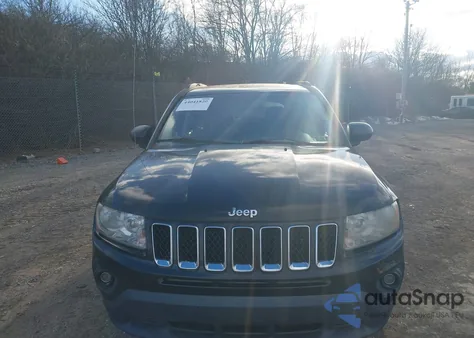 2011 Jeep Compass z USA, uszkodzony, nr VIN 1J4NF1FB4BD223621